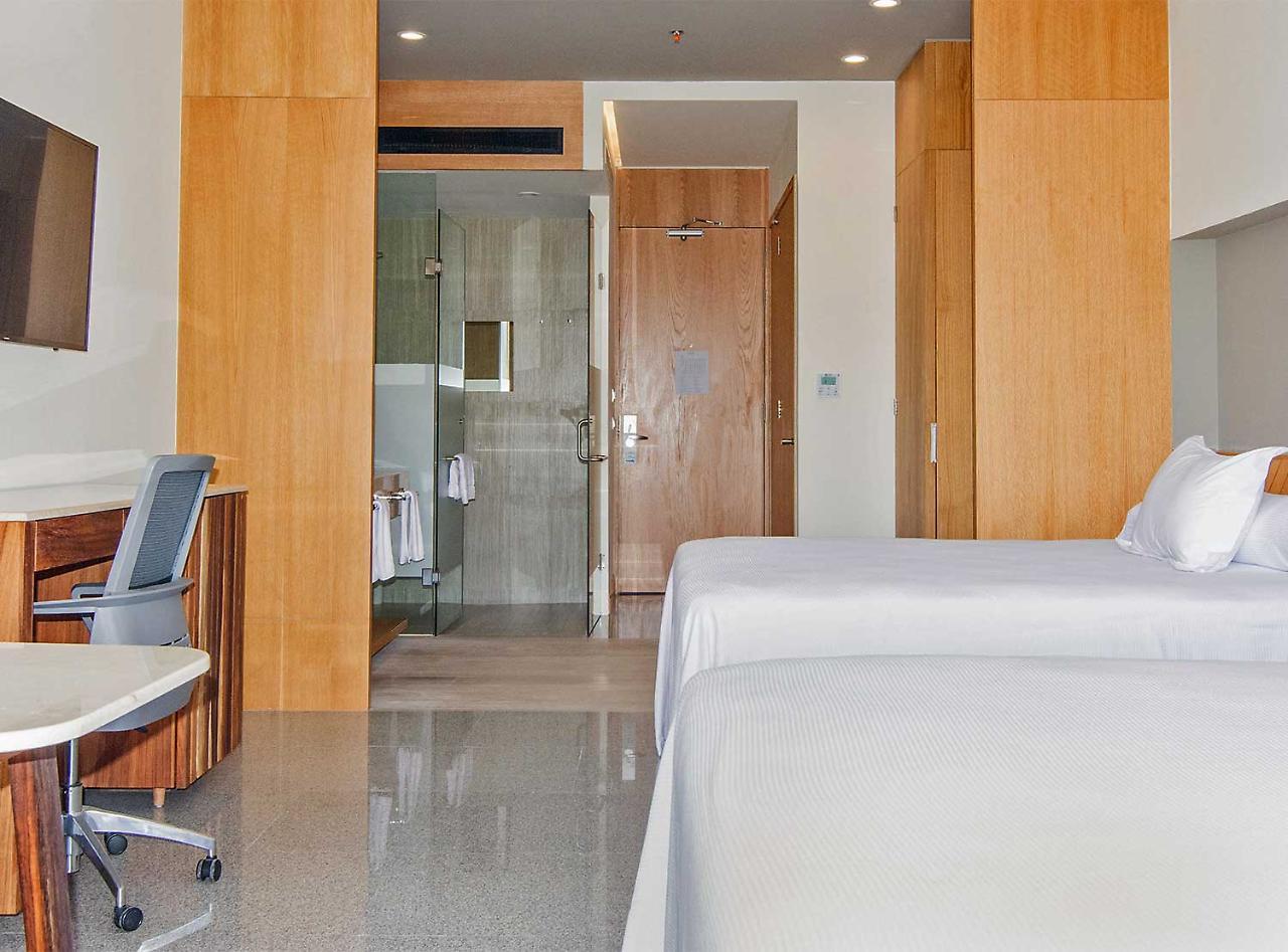 Hotel Mio Vallarta Unique & Different- Adults Only Puerto Vallarta Eksteriør bilde A room at the hotel